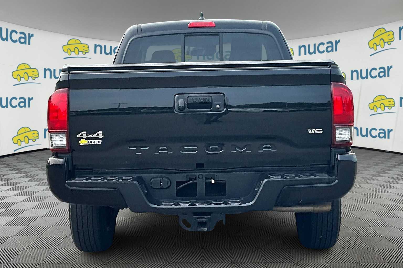 2022 Toyota Tacoma SR5 - Photo 5