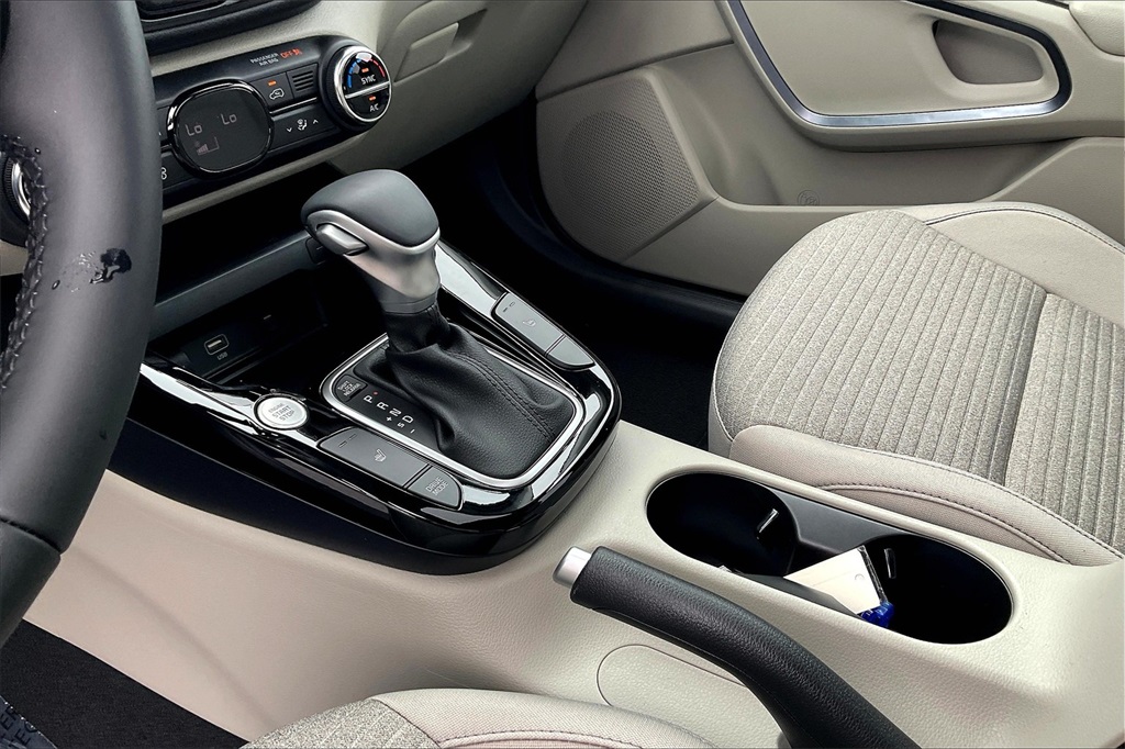 2025 Kia Soul EX - Photo 14