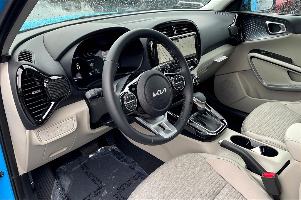 2025 Kia Soul EX - Photo 9