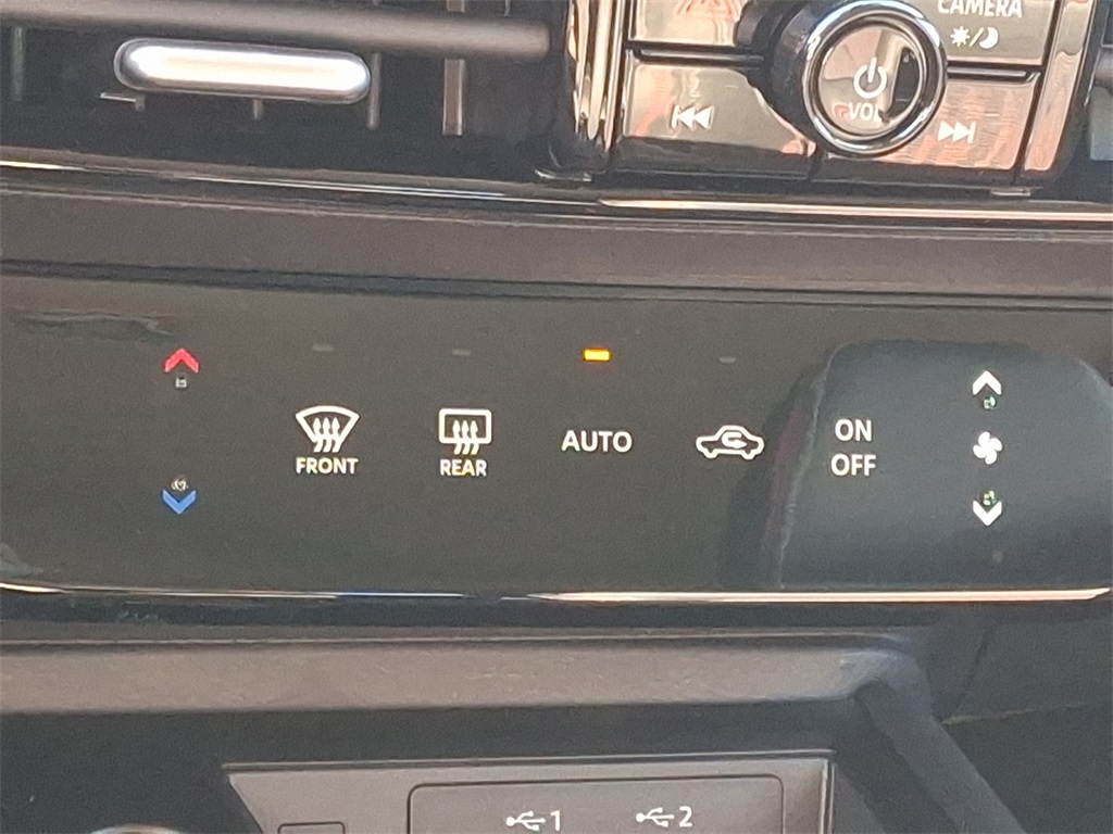 2025 Nissan Kicks SR - Photo 11