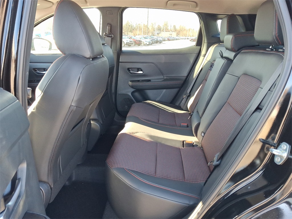 2025 Nissan Kicks SR - Photo 6