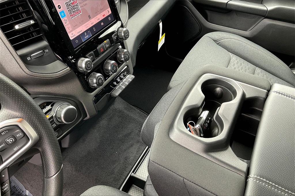 2025 Ram 1500 Tradesman - Photo 14