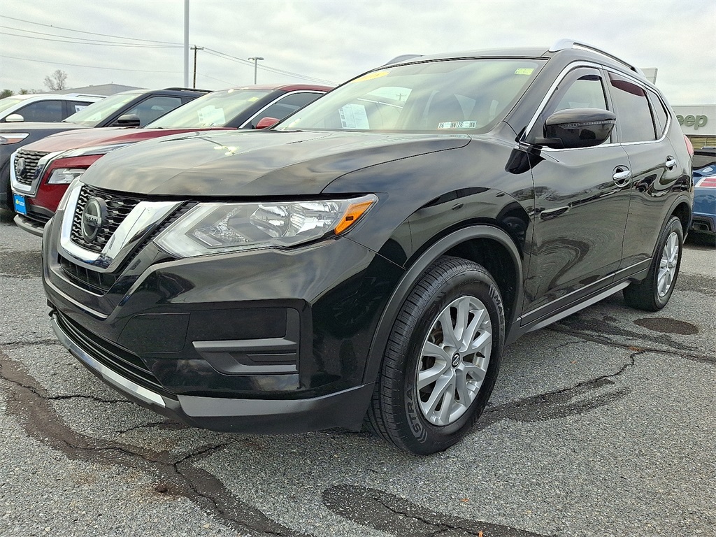 2018 Nissan Rogue SV - Photo 3