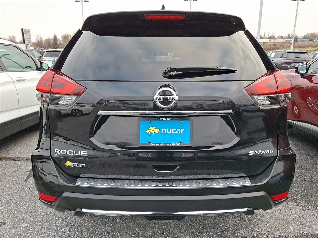 2018 Nissan Rogue SV - Photo 5