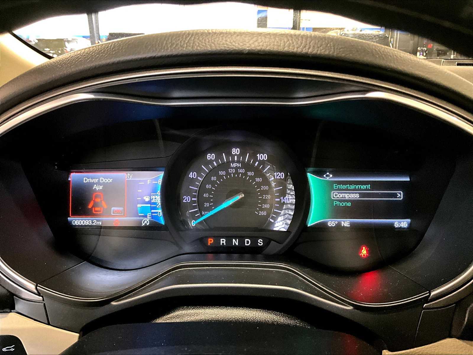 2019 Ford Fusion SE - Photo 25