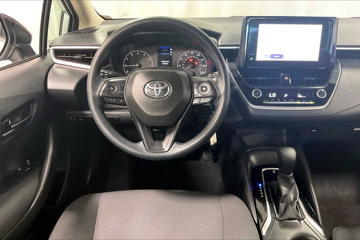 2024 Toyota Corolla LE - Photo 17