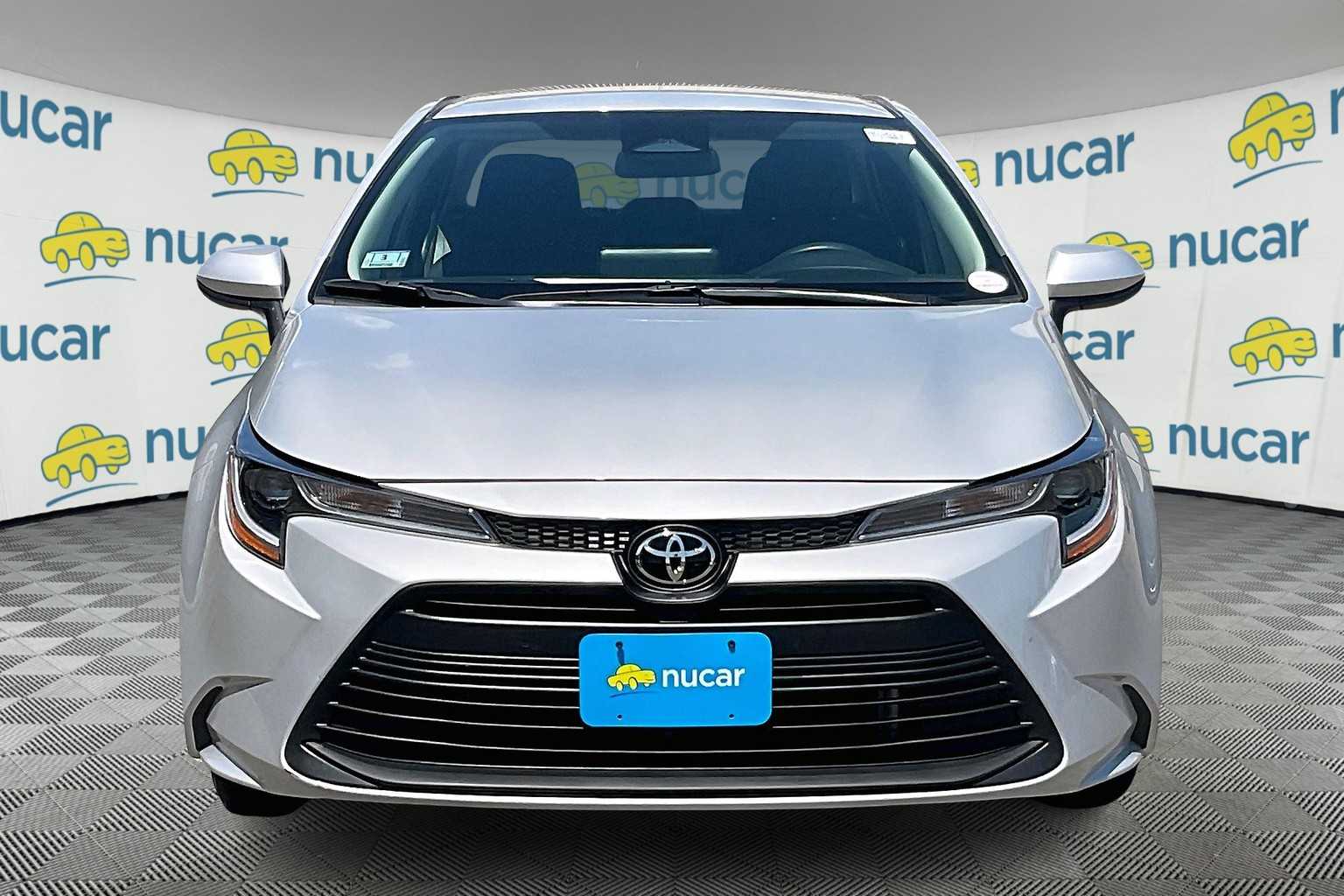 2024 Toyota Corolla LE - Photo 2