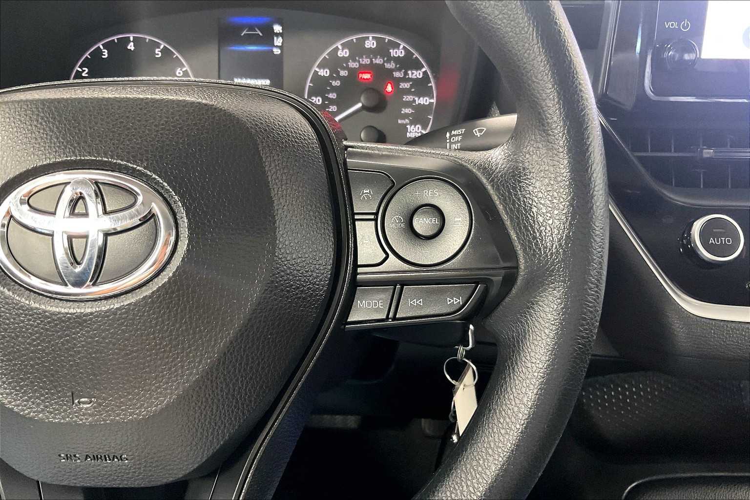 2024 Toyota Corolla LE - Photo 23
