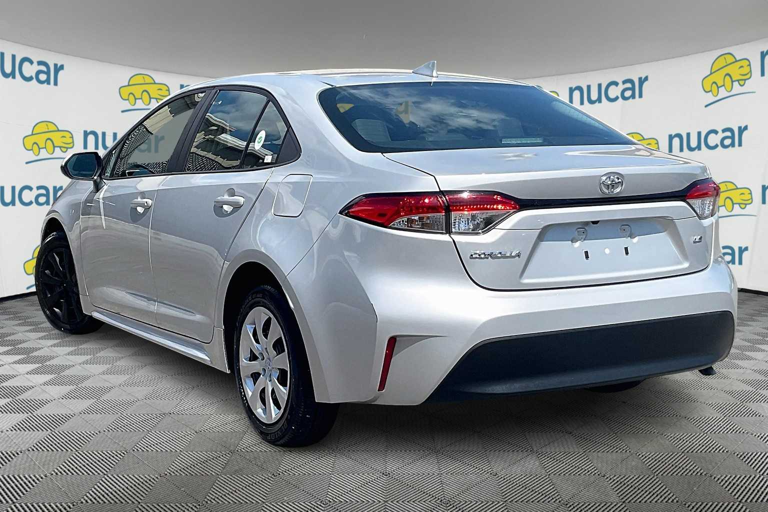 2024 Toyota Corolla LE - Photo 4