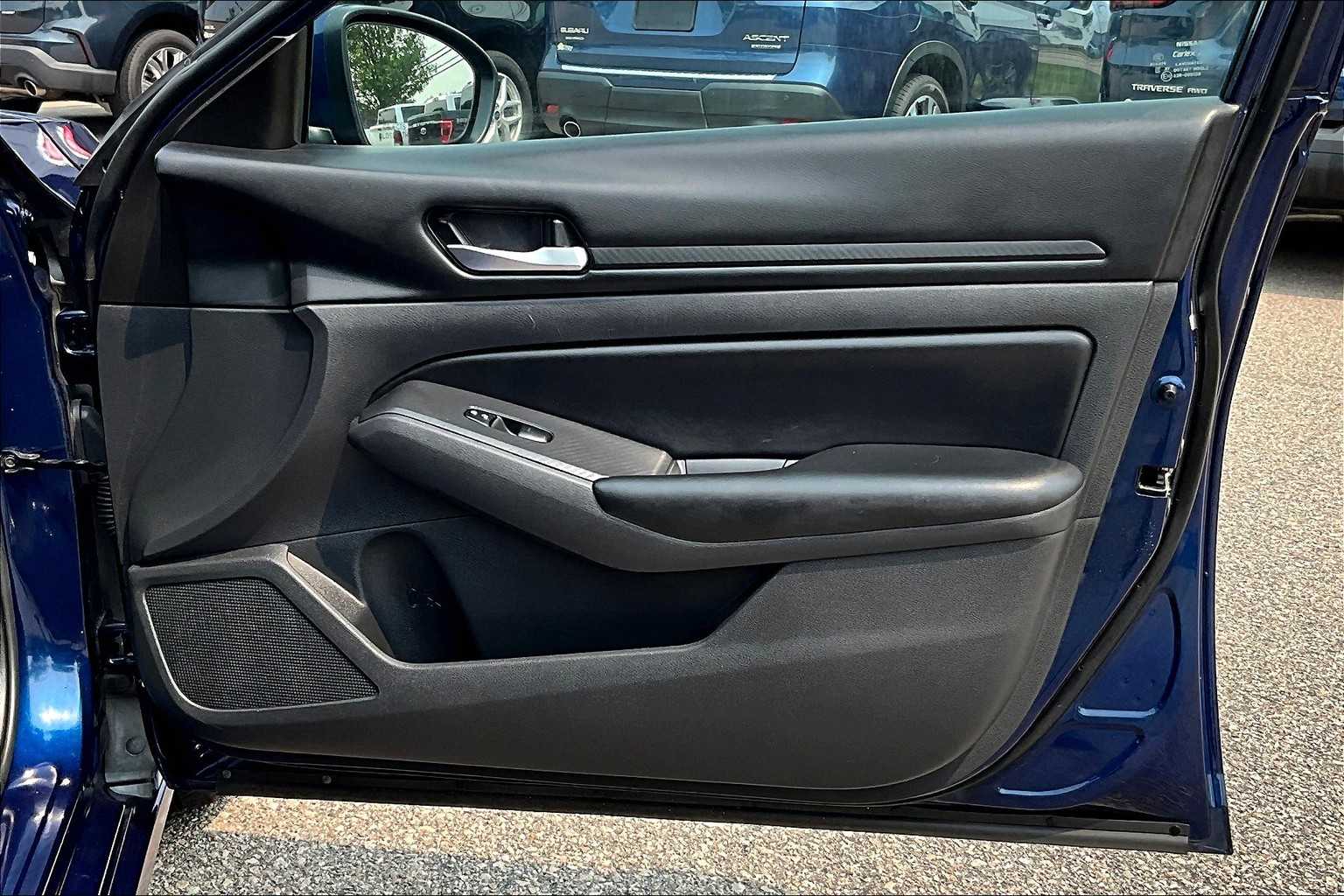 2022 Nissan Altima 2.5 S - Photo 12