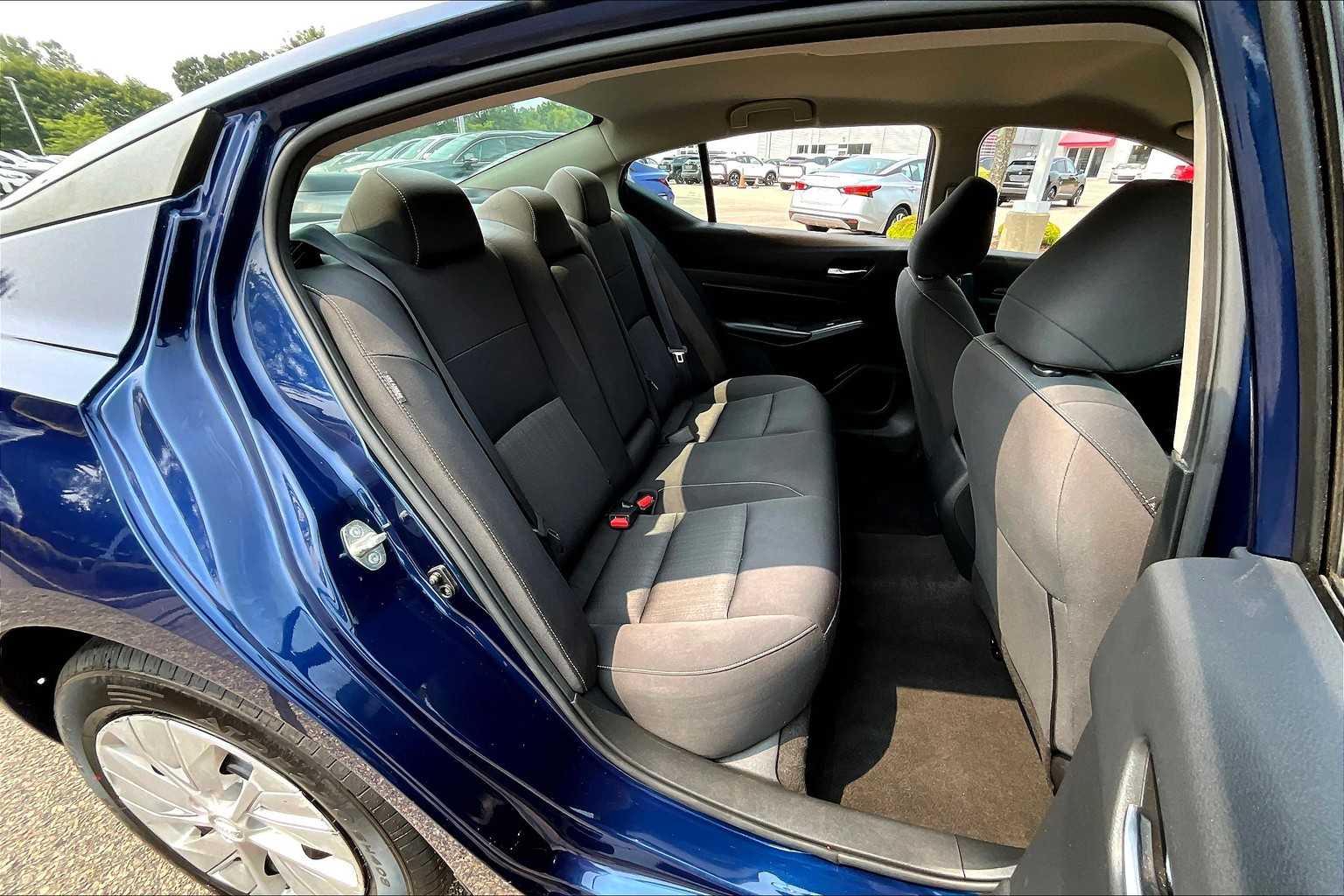 2022 Nissan Altima 2.5 S - Photo 16