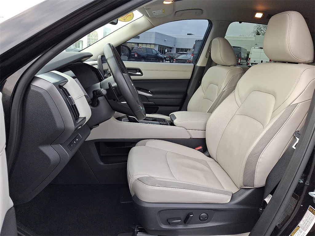 2022 Nissan Pathfinder SL - Photo 15