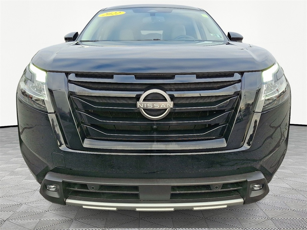 2022 Nissan Pathfinder SL - Photo 2