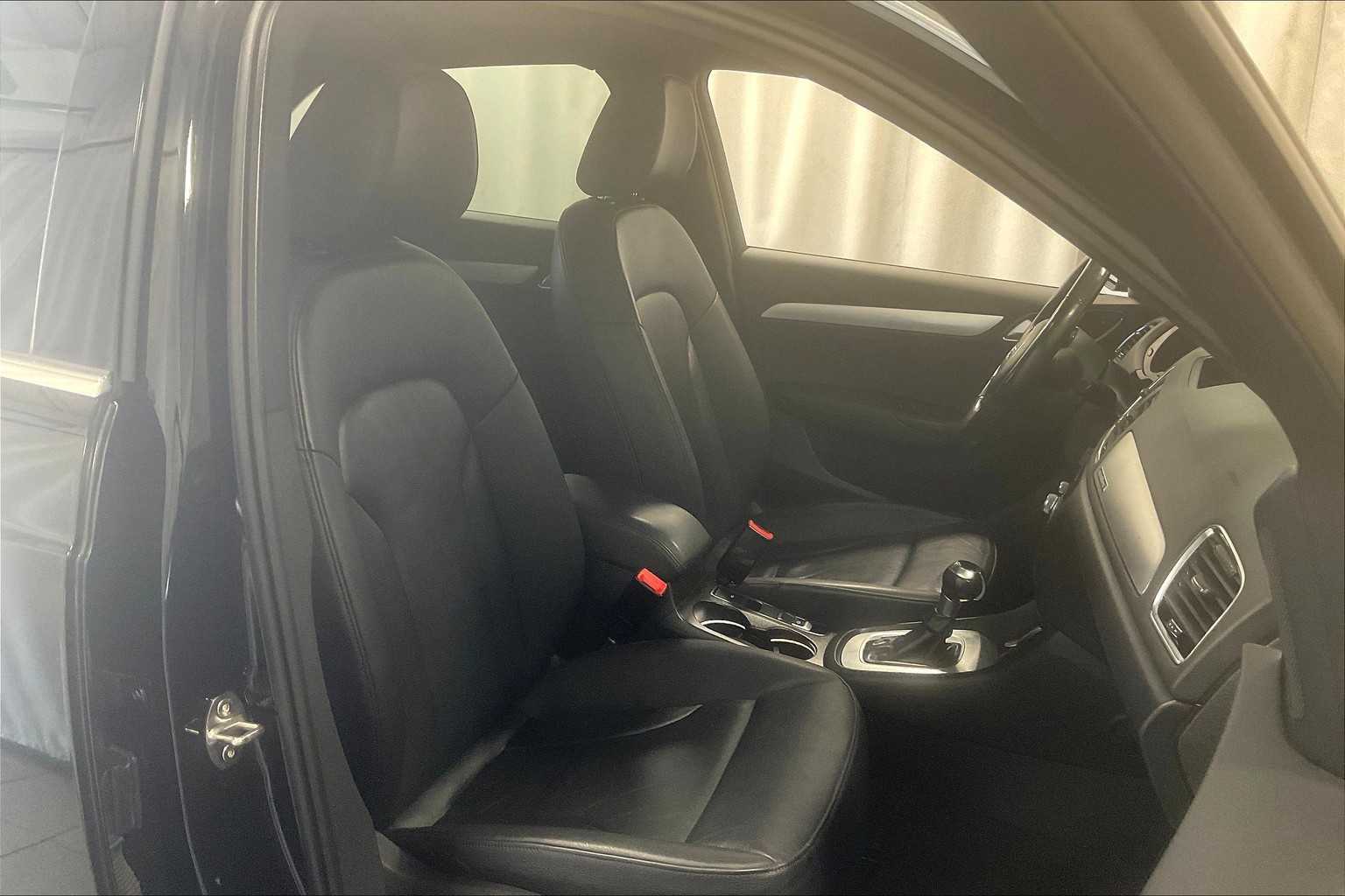 2016 Audi Q3 Premium Plus - Photo 11