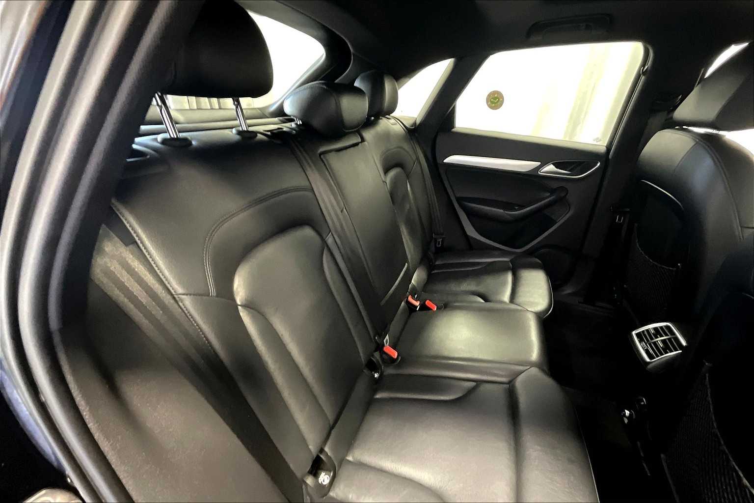 2016 Audi Q3 Premium Plus - Photo 16