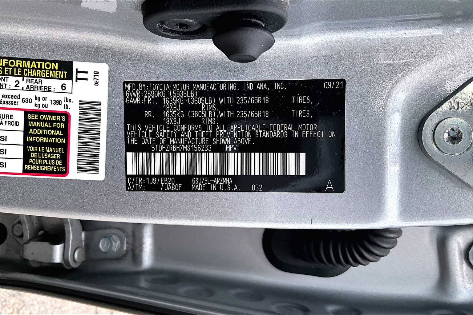 2021 Toyota Highlander XLE - Photo 6