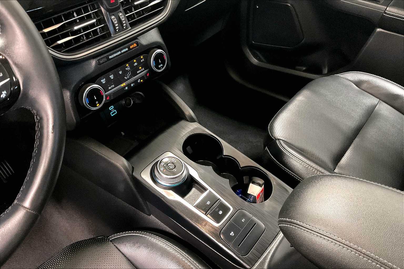 2022 Ford Escape SEL Plug-In Hybrid - Photo 20