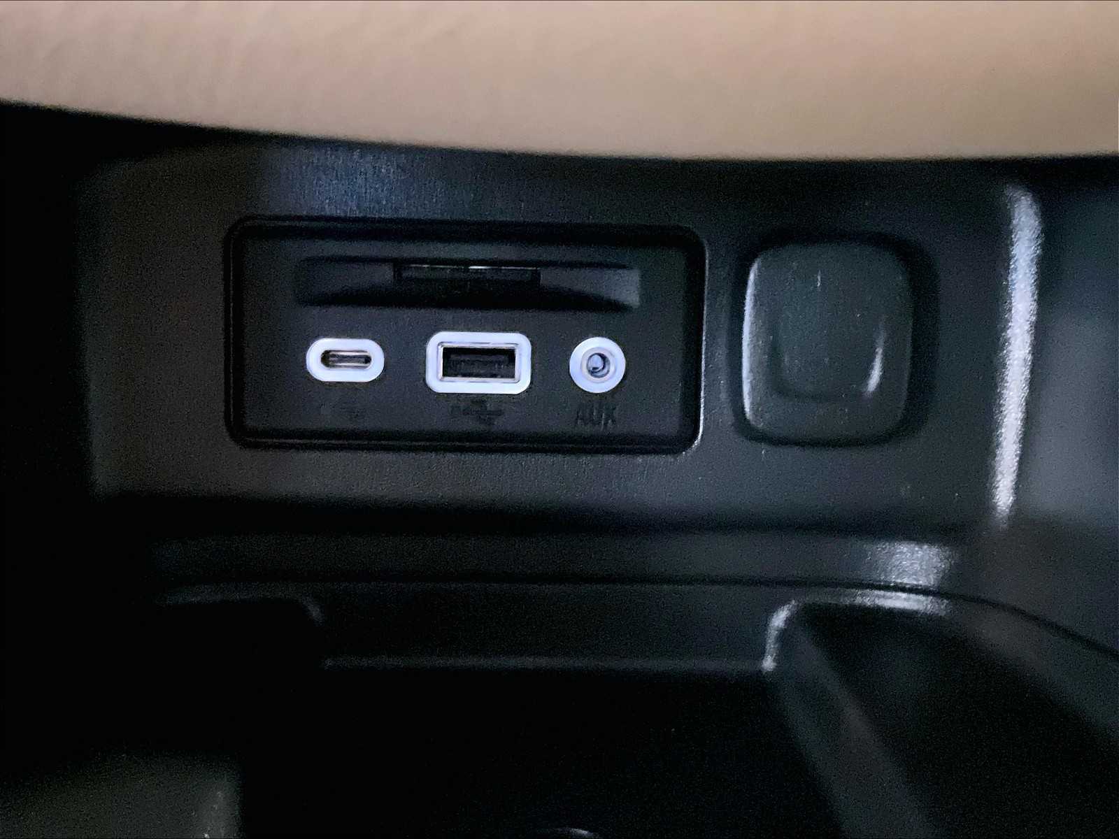 2022 Chevrolet Equinox Premier - Photo 27