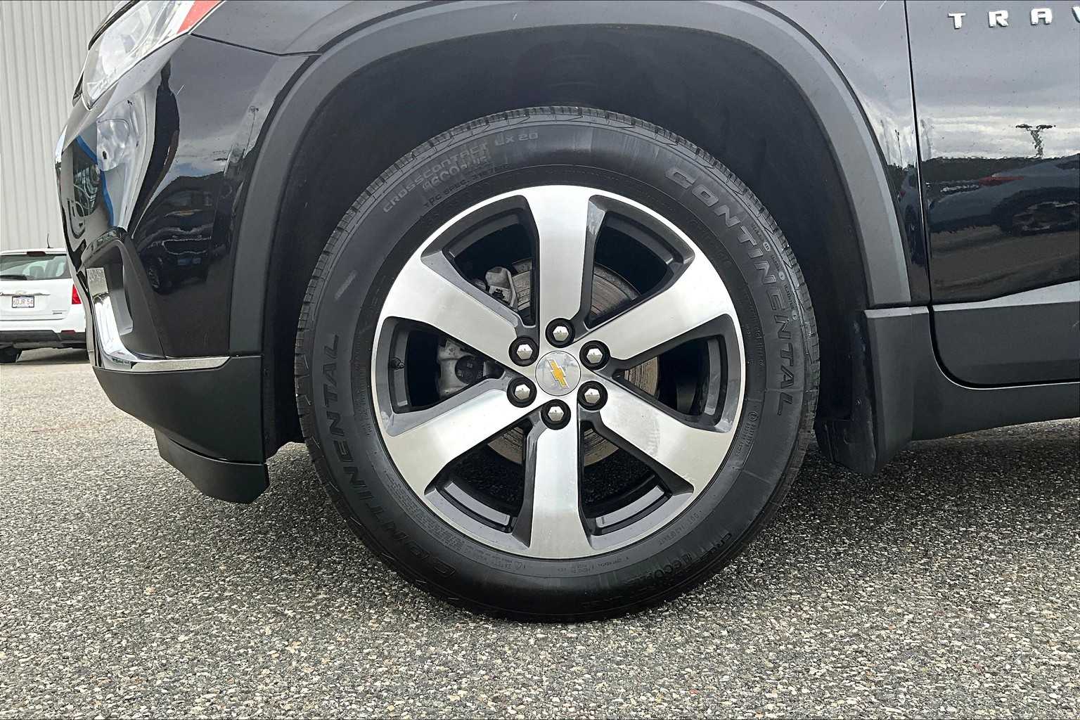 2021 Chevrolet Traverse LT Leather - Photo 7