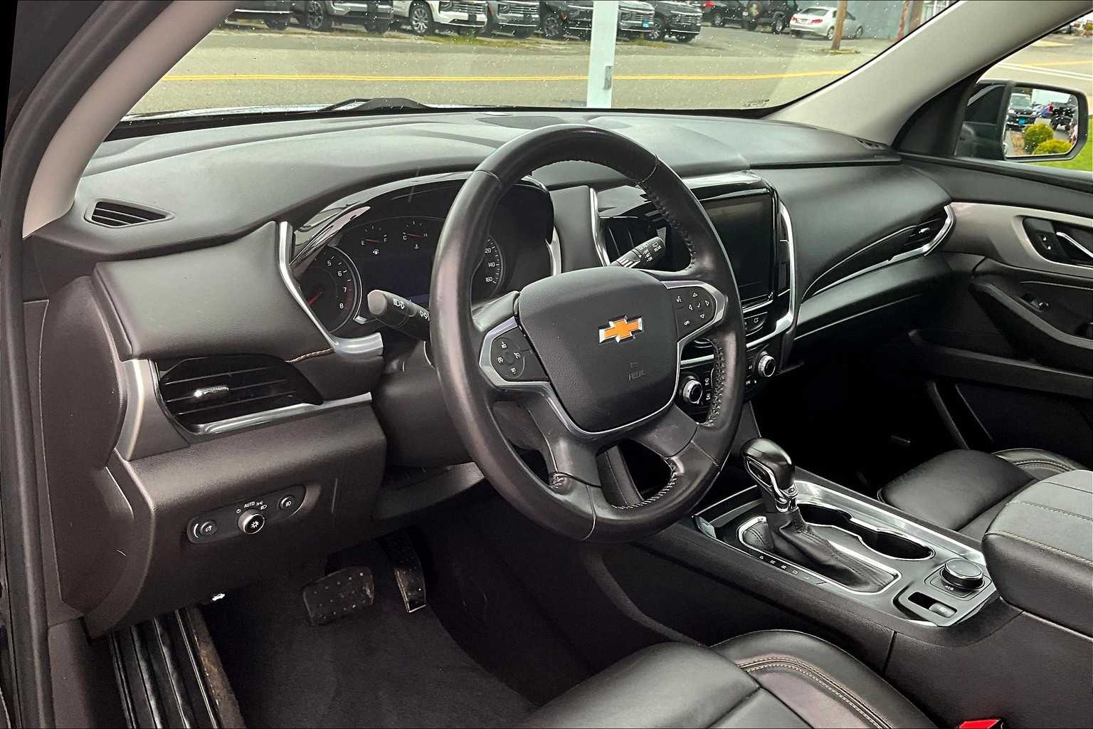 2021 Chevrolet Traverse LT Leather - Photo 8