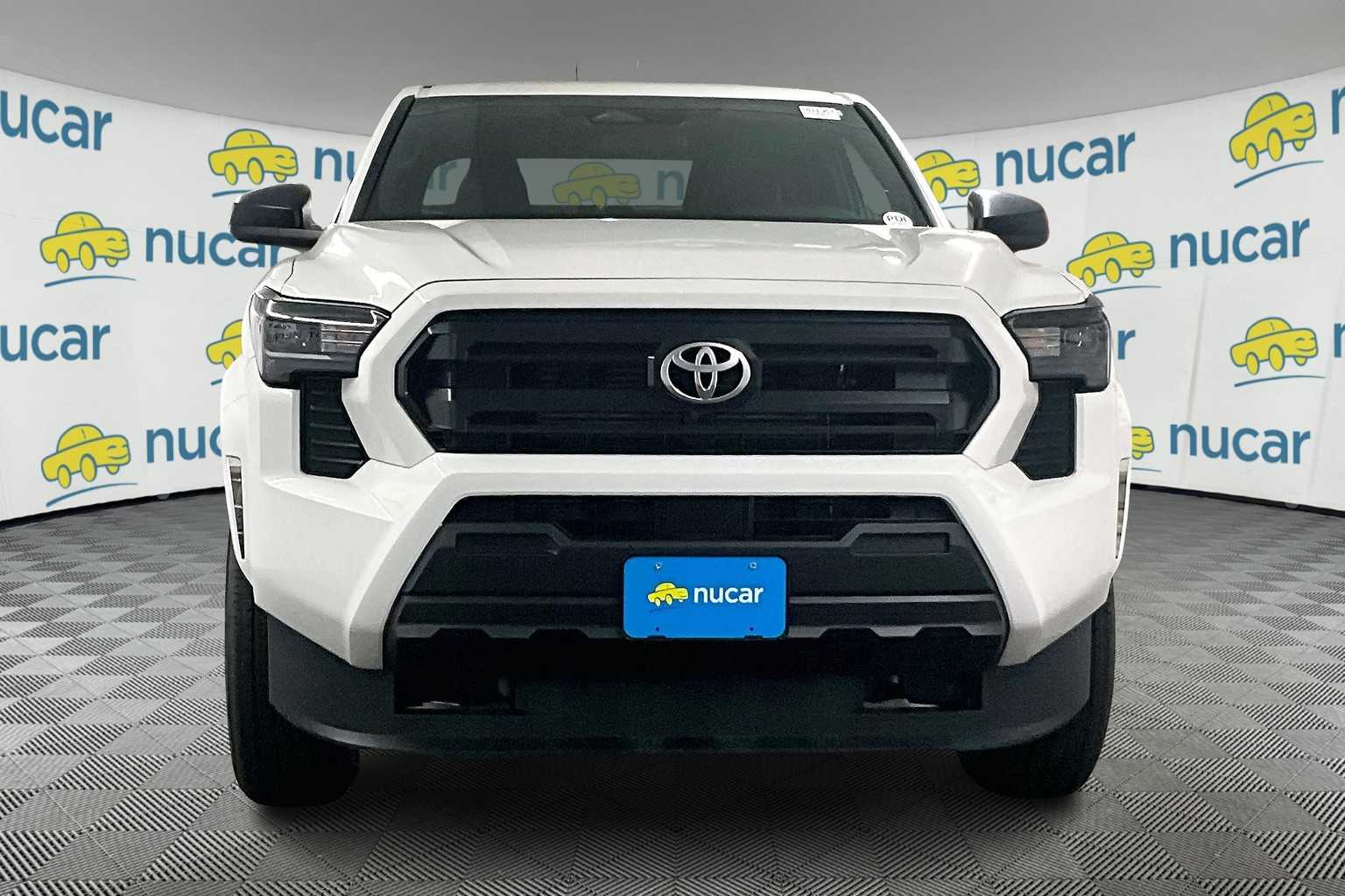 2025 Toyota Tacoma SR - Photo 3