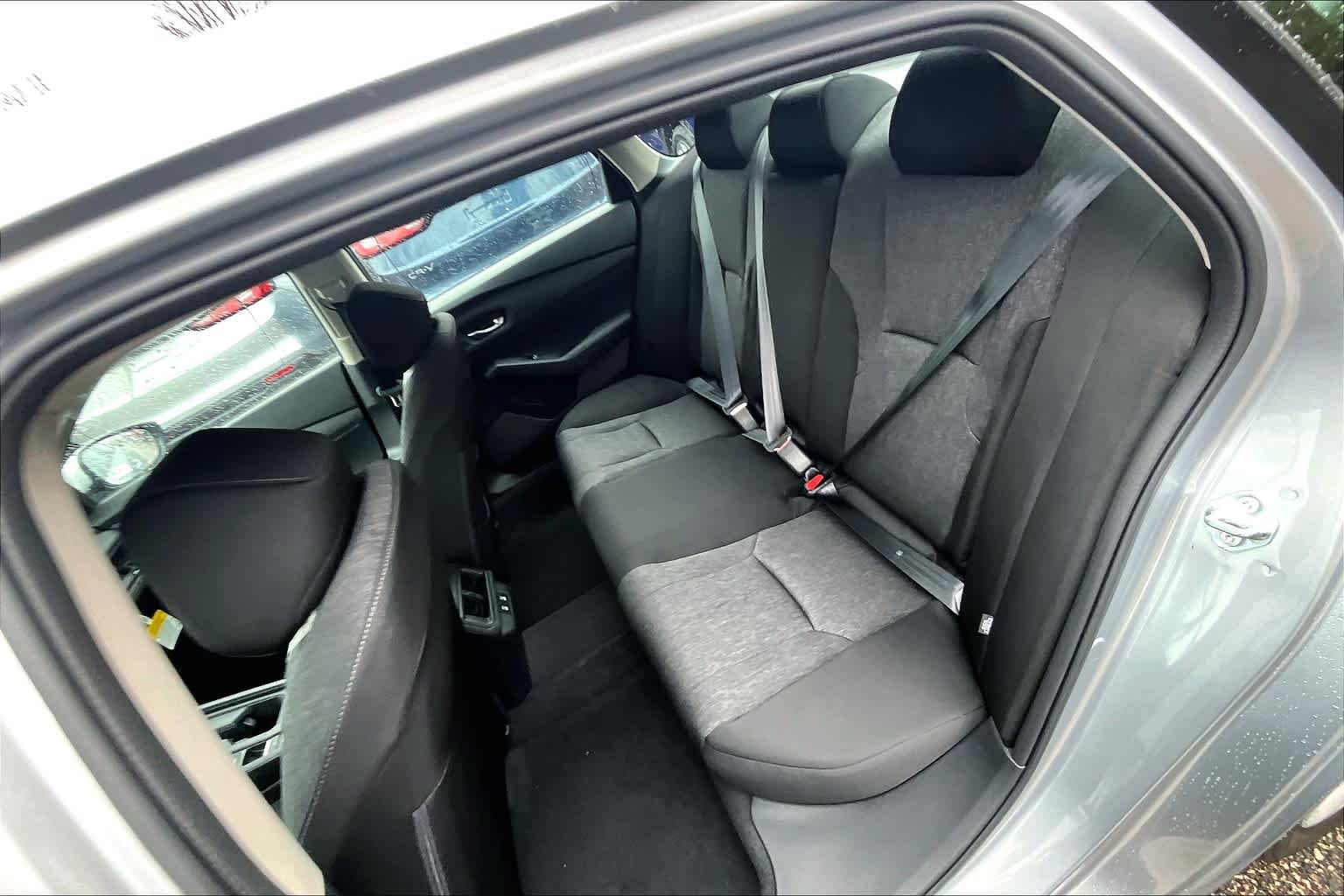2025 Honda Accord LX - Photo 15