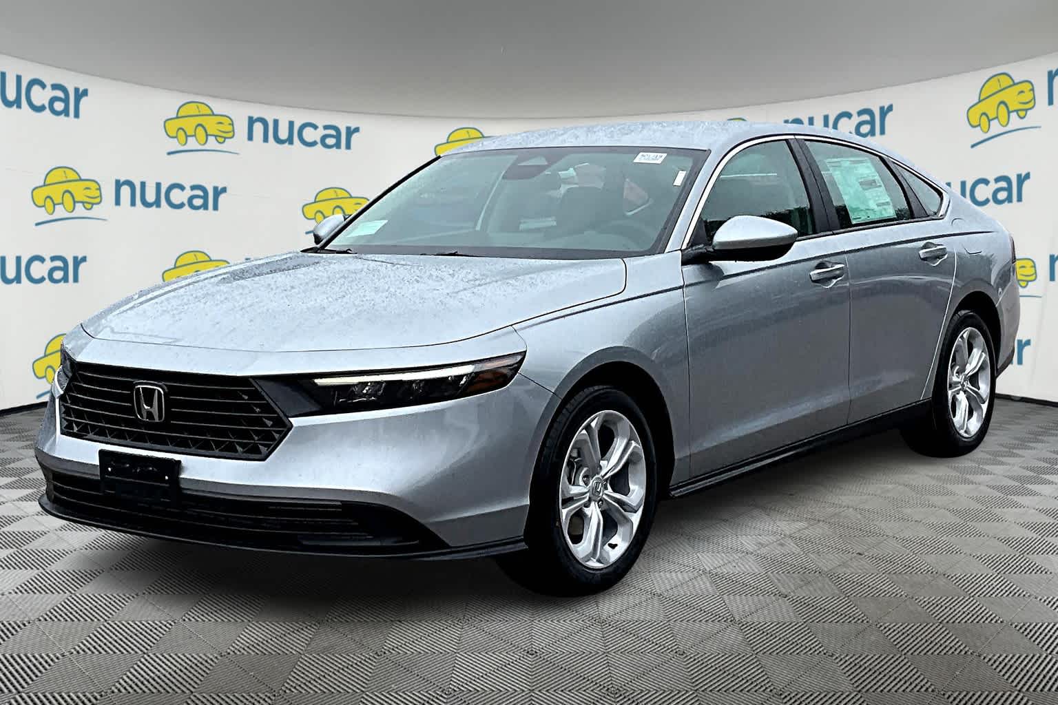 2025 Honda Accord LX - Photo 4