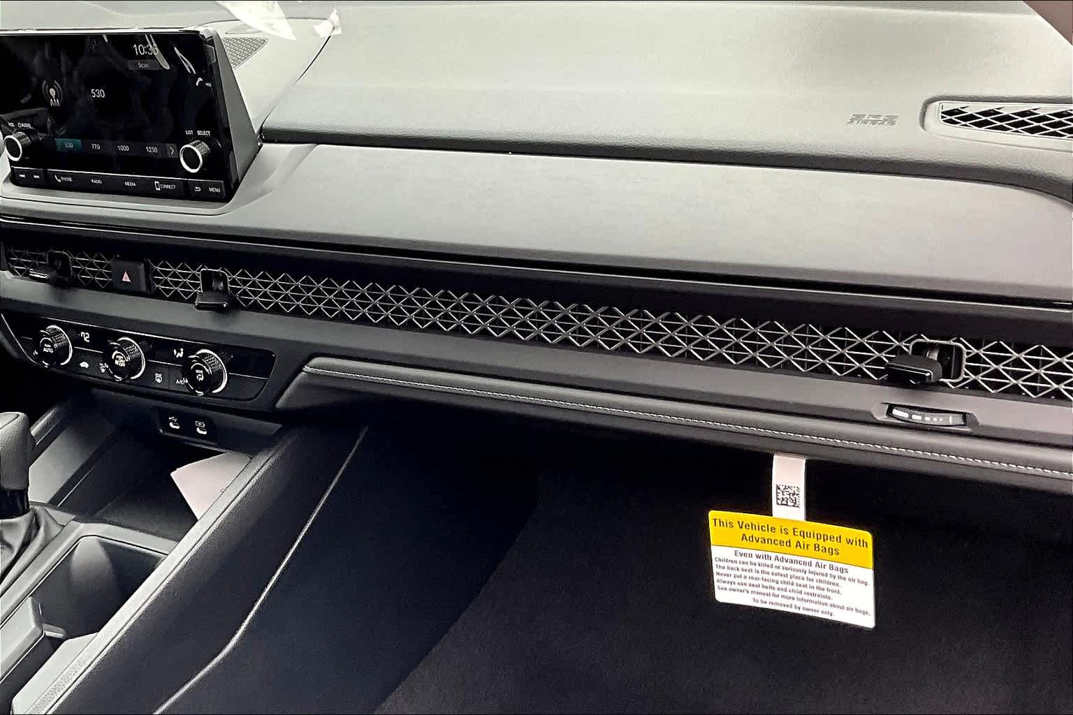 2025 Honda Accord LX - Photo 10