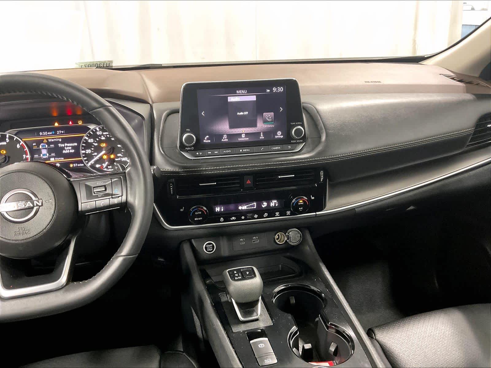 2023 Nissan Rogue SV - Photo 18