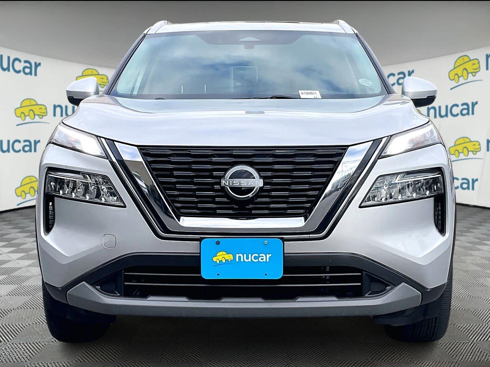 2023 Nissan Rogue SV - Photo 2