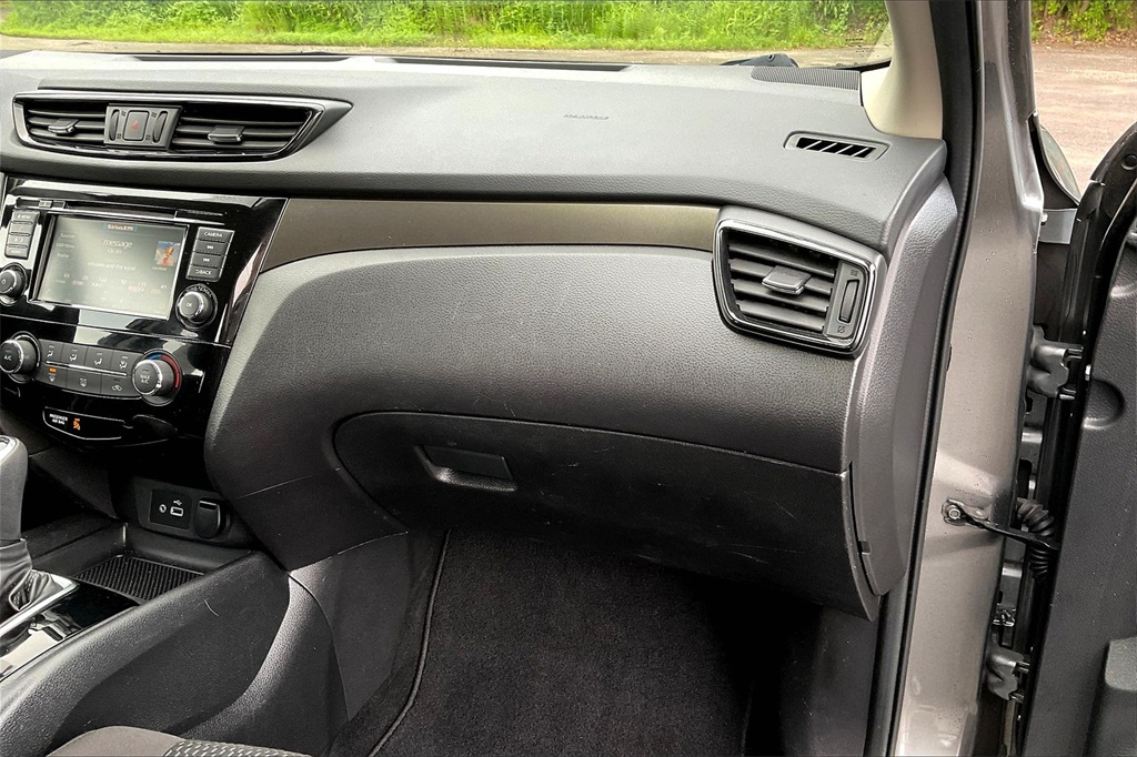 2019 Nissan Rogue Sport S - Photo 12