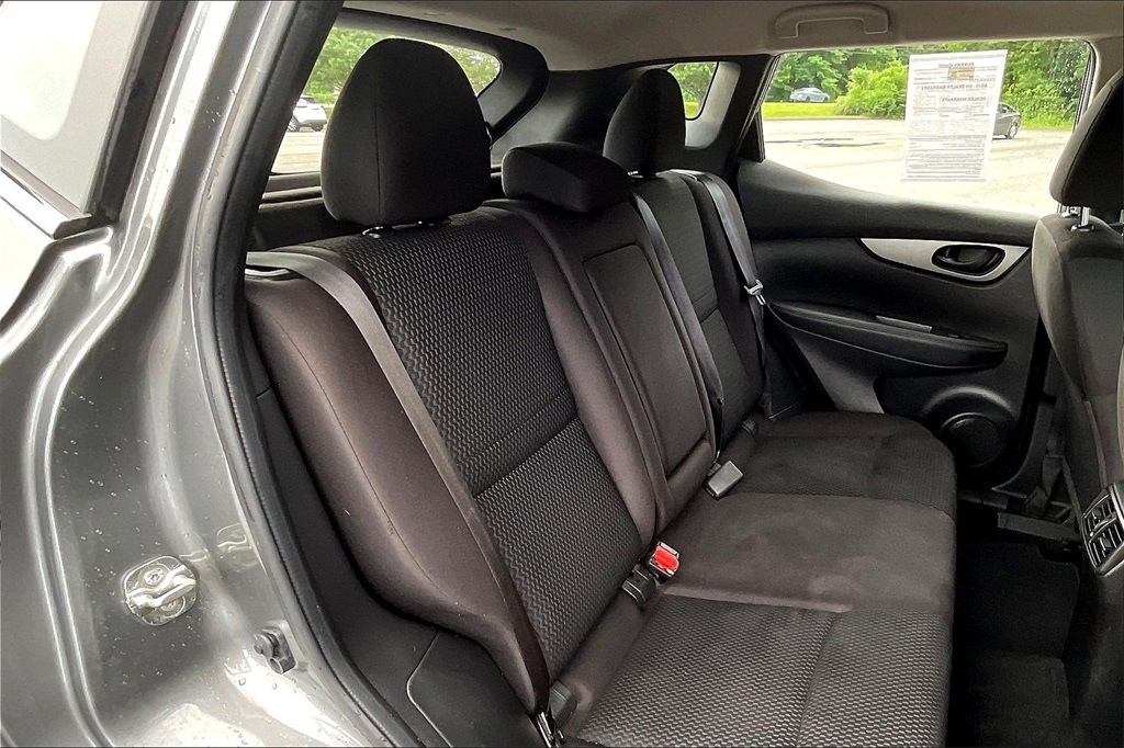 2019 Nissan Rogue Sport S - Photo 18