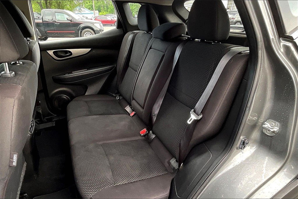 2019 Nissan Rogue Sport S - Photo 24