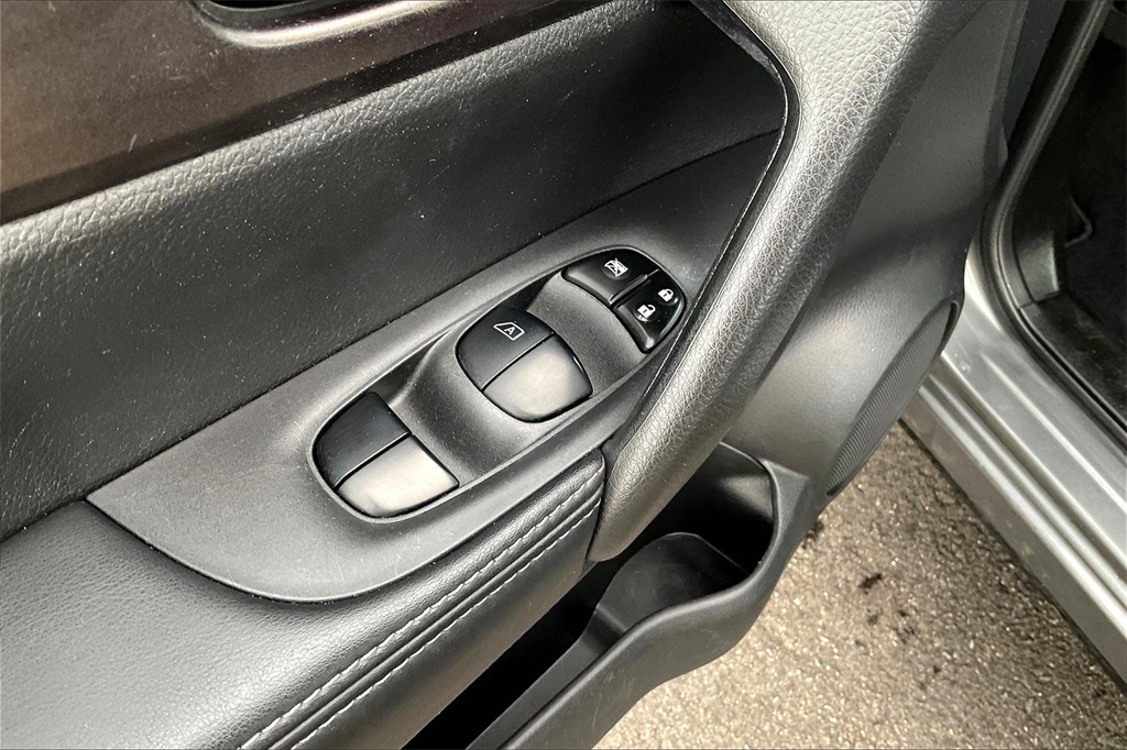 2019 Nissan Rogue Sport S - Photo 27
