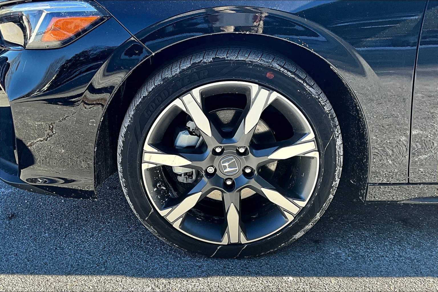 2025 Honda Civic Hatchback Hybrid Sport Touring - Photo 8