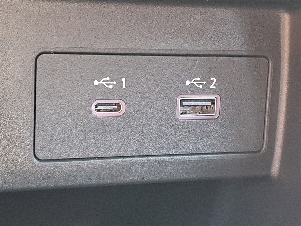2025 Nissan Versa 1.6 SR - Photo 16
