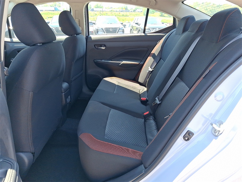 2025 Nissan Versa 1.6 SR - Photo 6