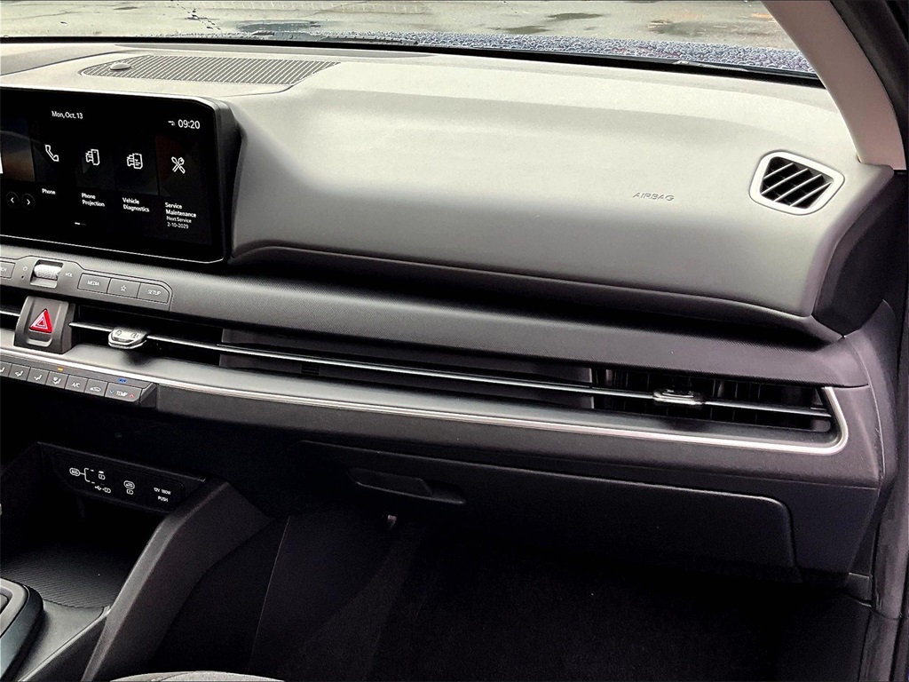 2025 Kia K4 LXS - Photo 13