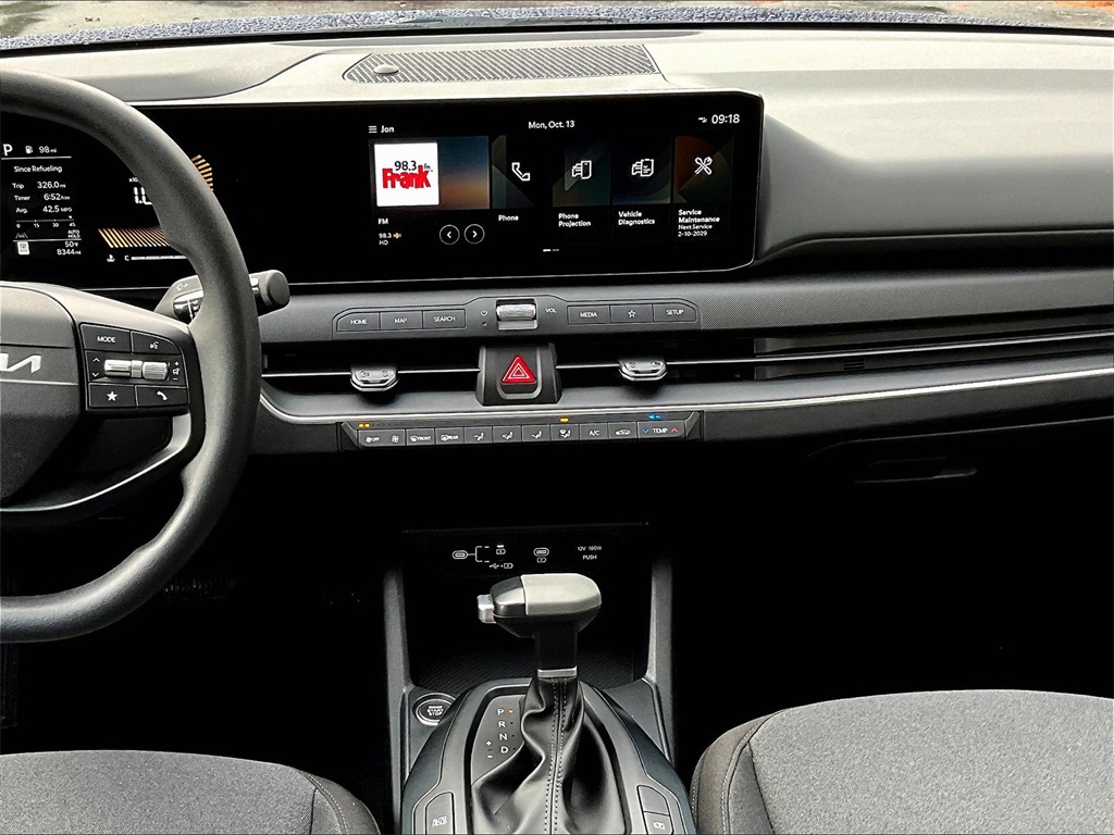 2025 Kia K4 LXS - Photo 18