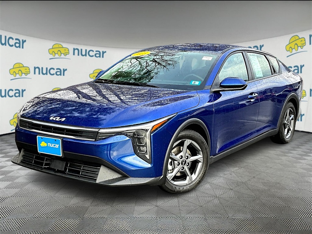 2025 Kia K4 LXS - Photo 3