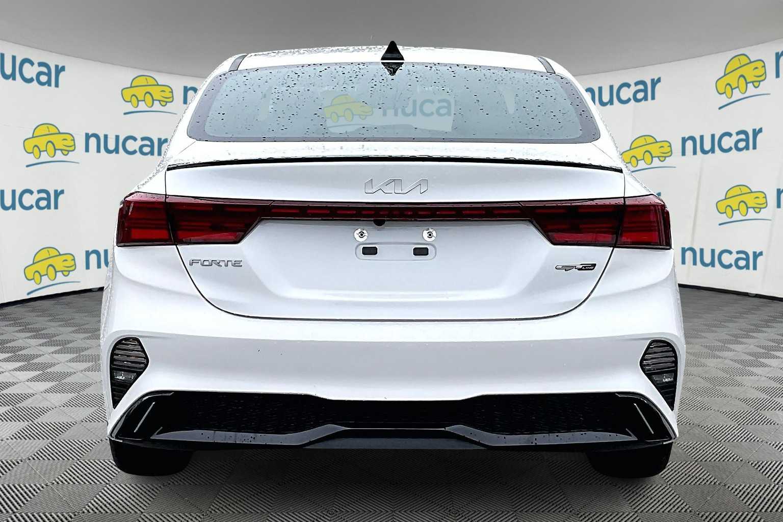 2022 Kia Forte GT-Line - Photo 5