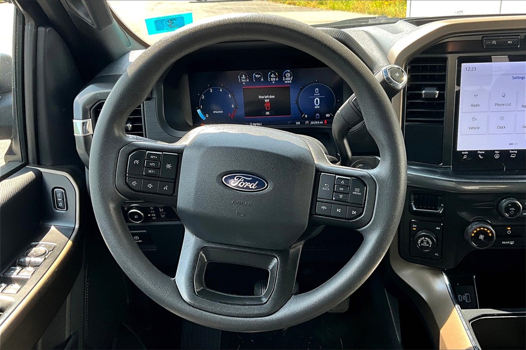2024 Ford F-150 STX - Photo 17