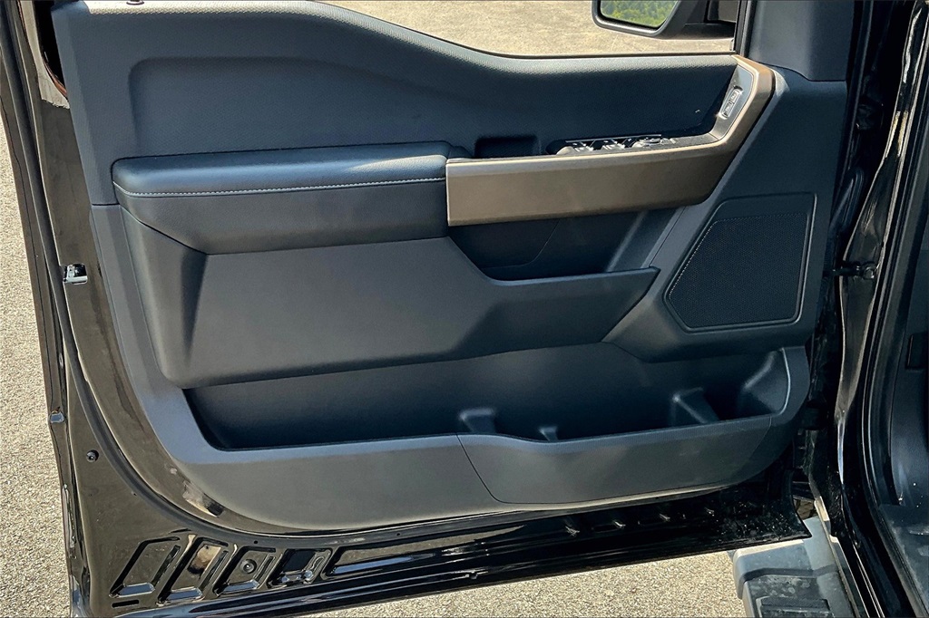 2024 Ford F-150 STX - Photo 9