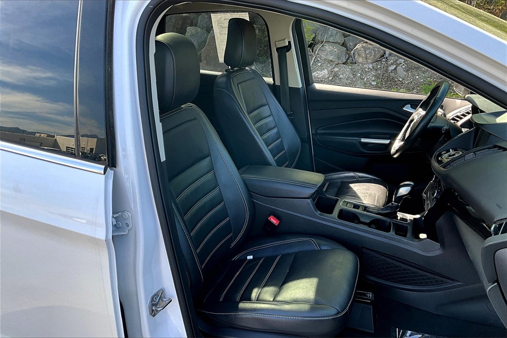 2019 Ford Escape Titanium - Photo 11