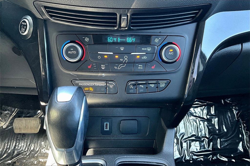 2019 Ford Escape Titanium - Photo 24