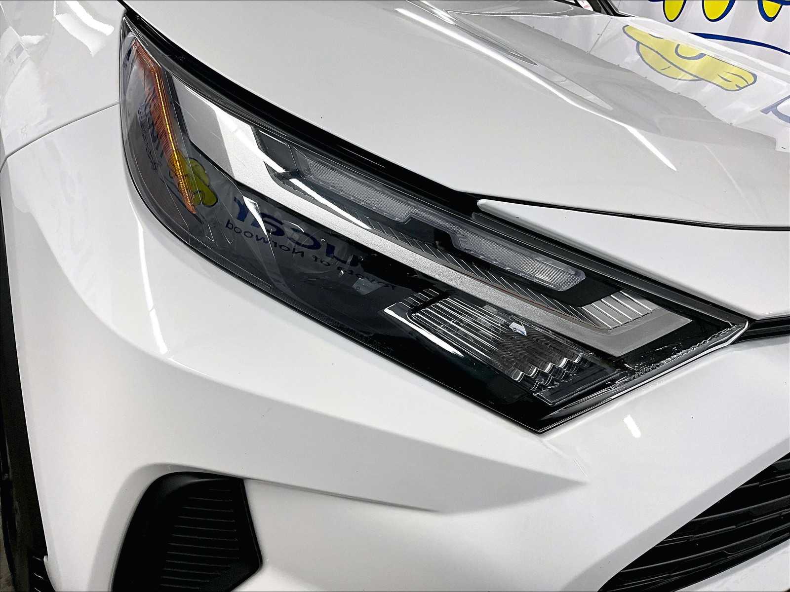 2022 Toyota RAV4 XLE - Photo 32