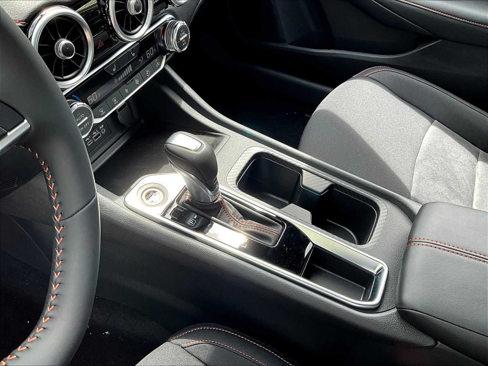 2025 Nissan Sentra SR - Photo 14