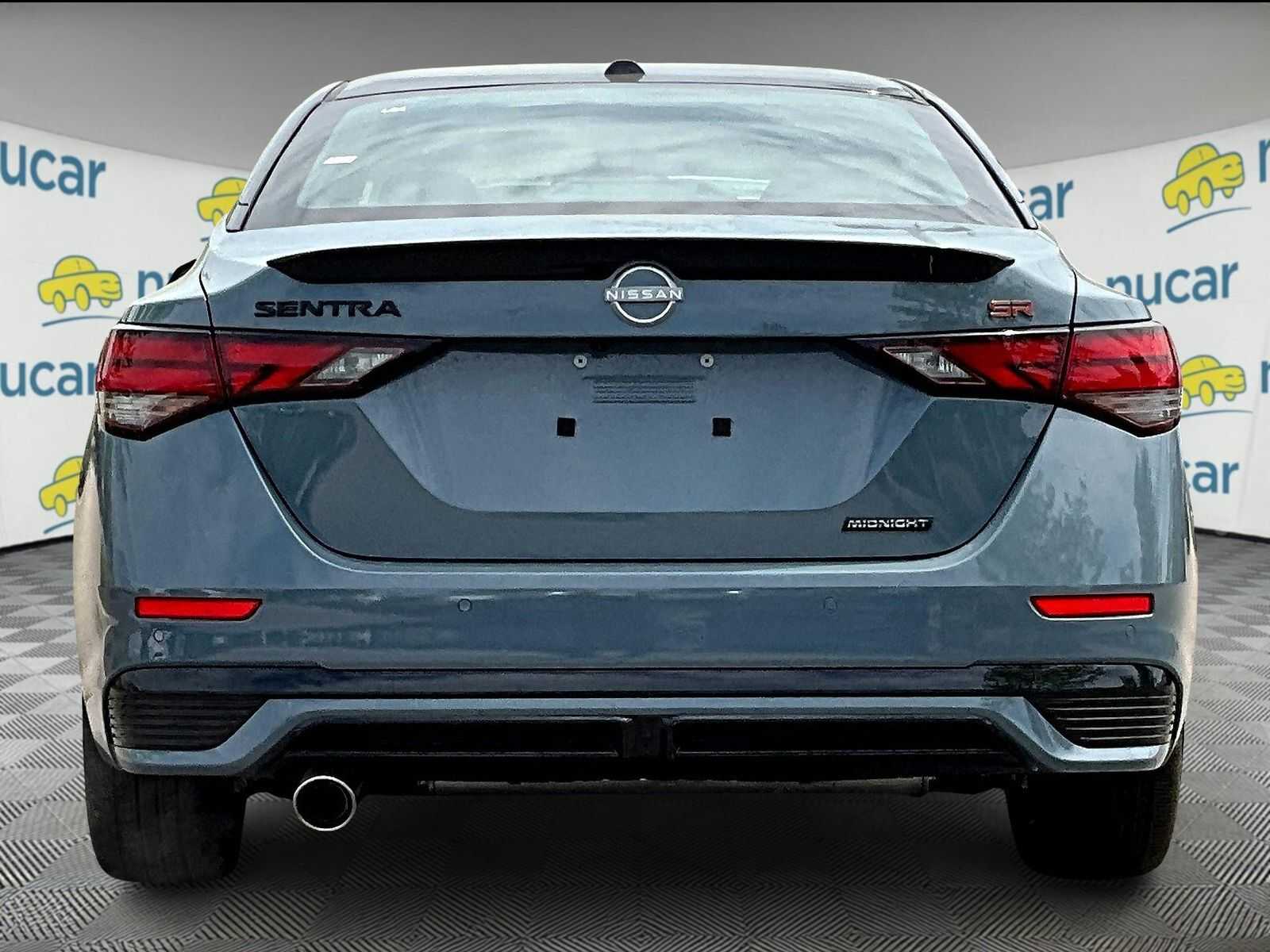 2025 Nissan Sentra SR - Photo 6