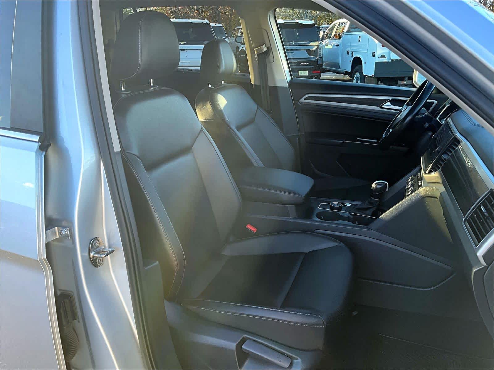 2019 Volkswagen Atlas 3.6L V6 SE w/Technology - Photo 11