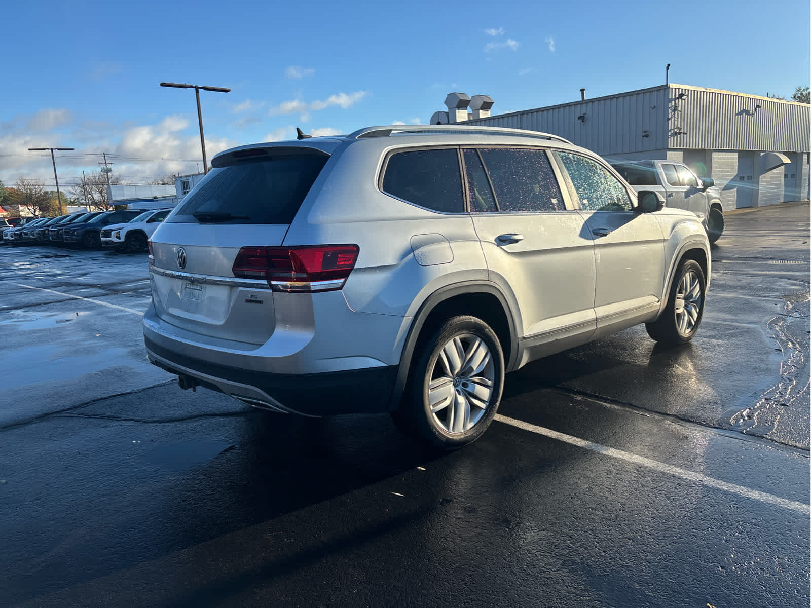 2019 Volkswagen Atlas 3.6L V6 SE w/Technology - Photo 5